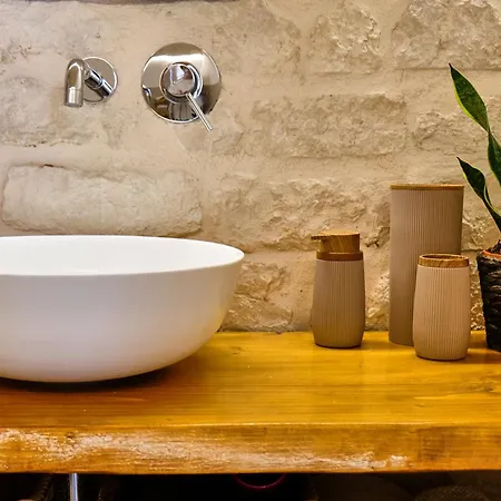 Semesterbostad Dimora - Le Rondini Su *